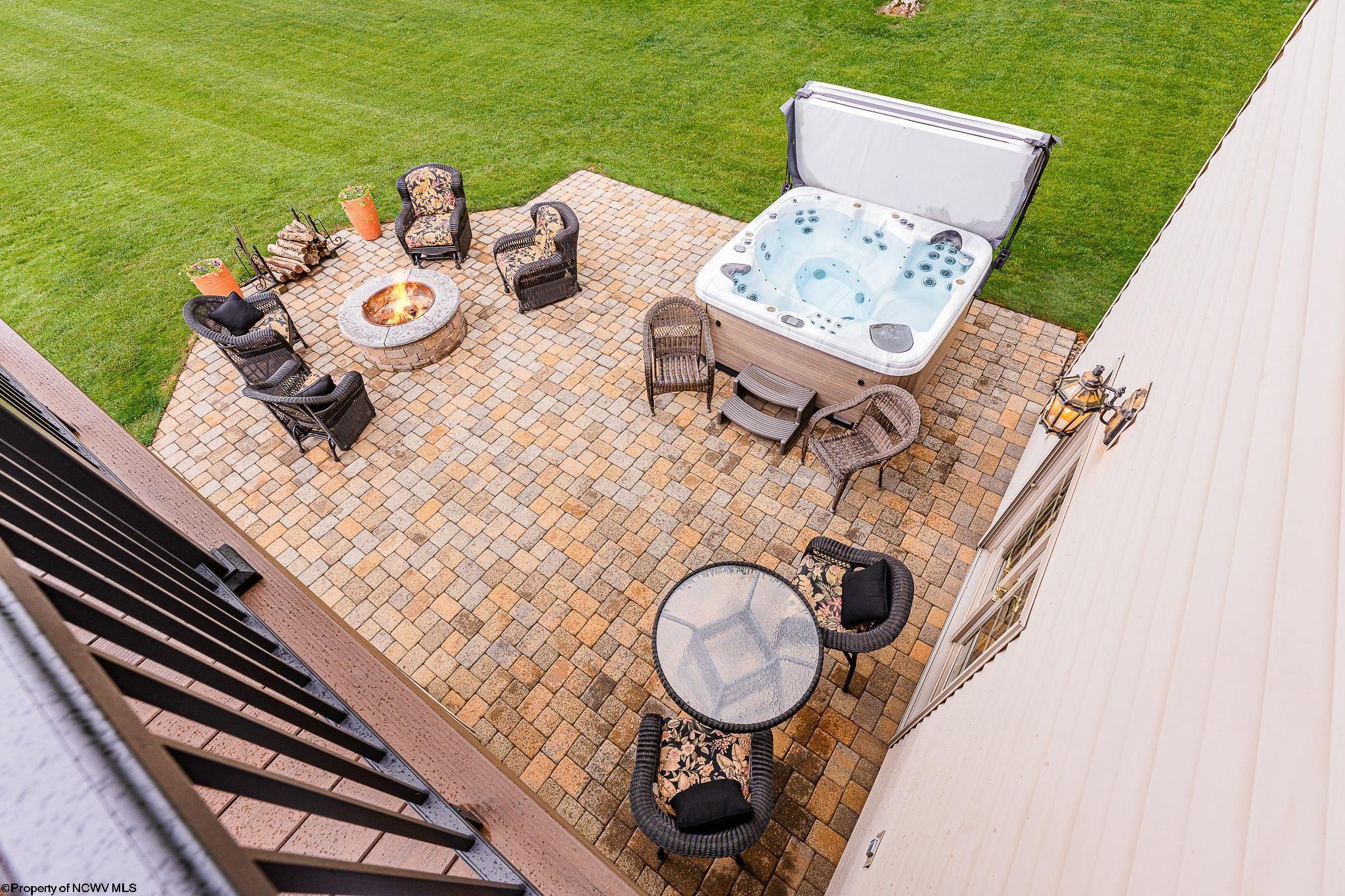 Oakland, Maryland 21550, United States, 5 Bedrooms Bedrooms, ,5 BathroomsBathrooms,Residential,Contingent,42466