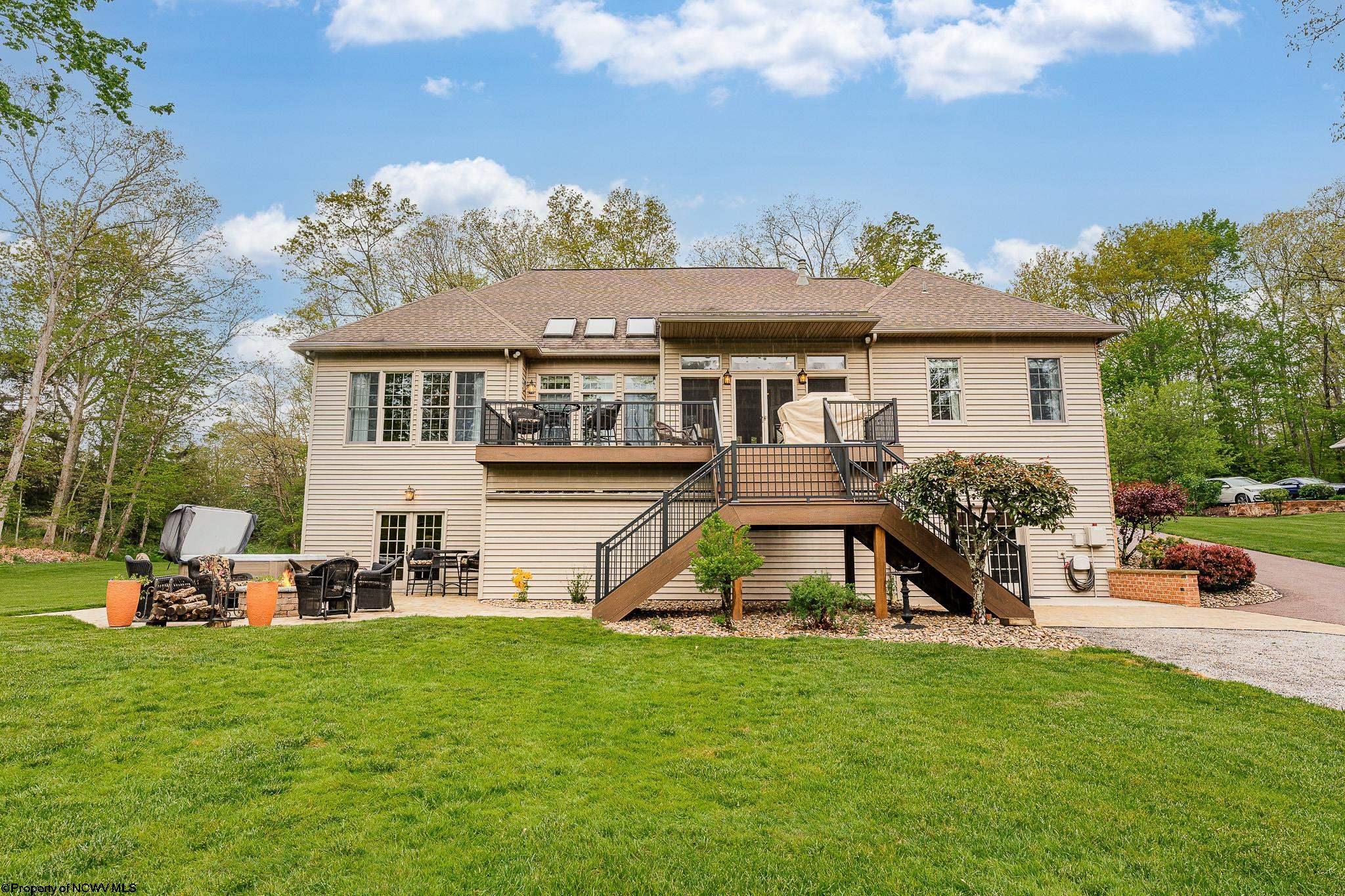 Oakland, Maryland 21550, United States, 5 Bedrooms Bedrooms, ,5 BathroomsBathrooms,Residential,Contingent,42466