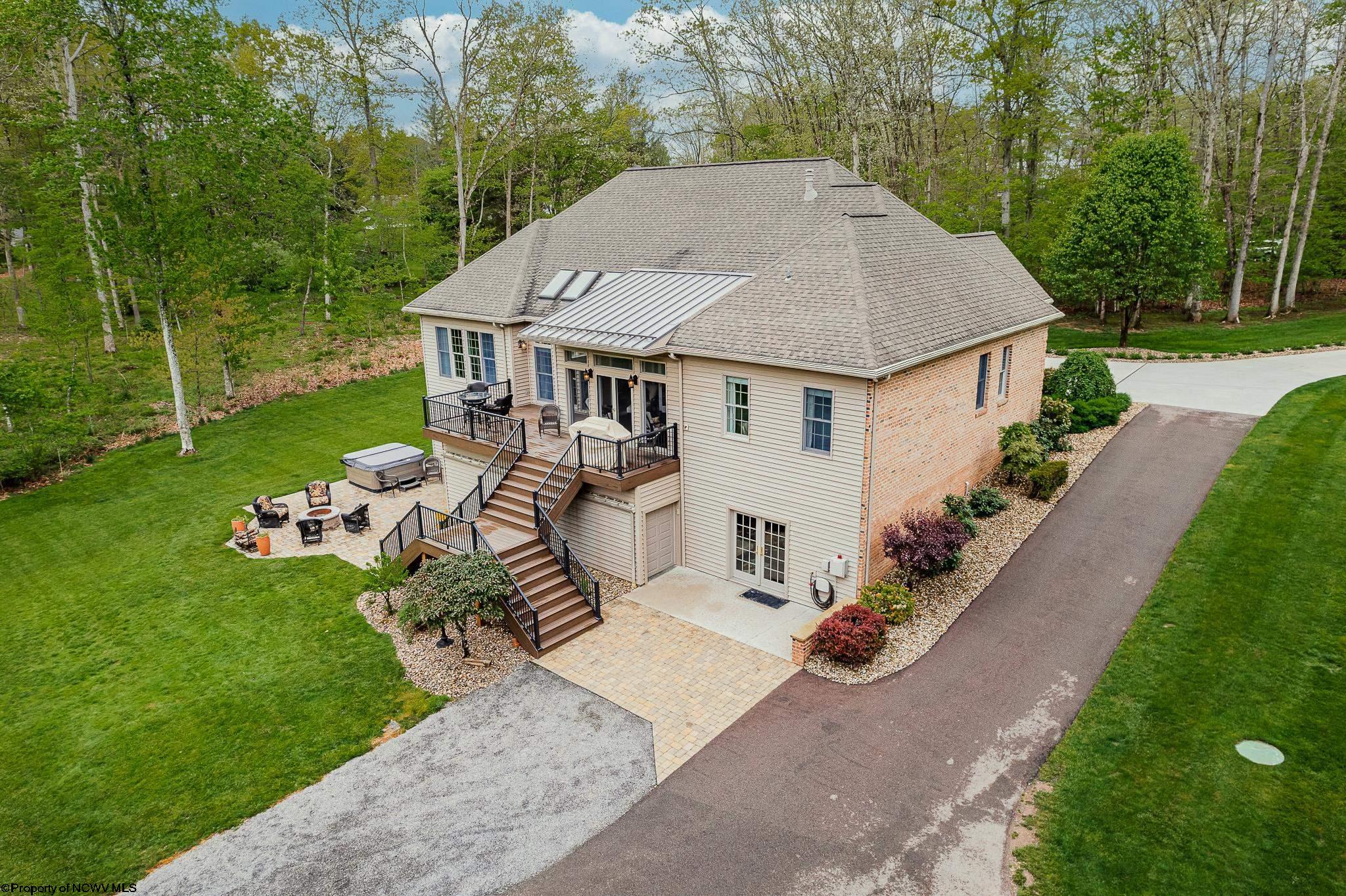 Oakland, Maryland 21550, United States, 5 Bedrooms Bedrooms, ,5 BathroomsBathrooms,Residential,Contingent,42466