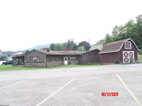 Photo of 303 Main Street, Parsons, WV 26287 (MLS # 10166553)