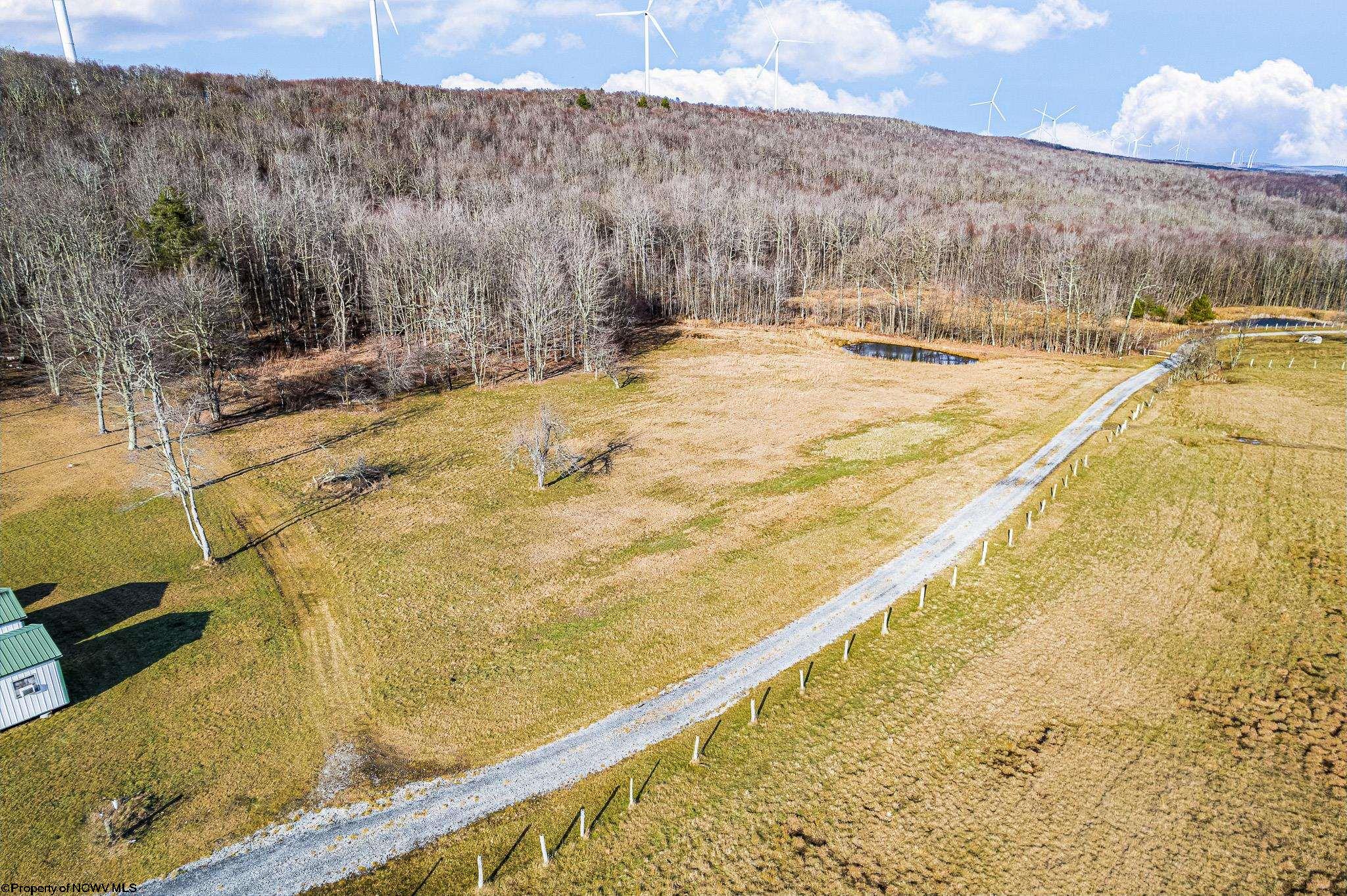 Oakland, Maryland 21550, United States, 2 Bedrooms Bedrooms, ,1 BathroomBathrooms,Residential,Active,21991