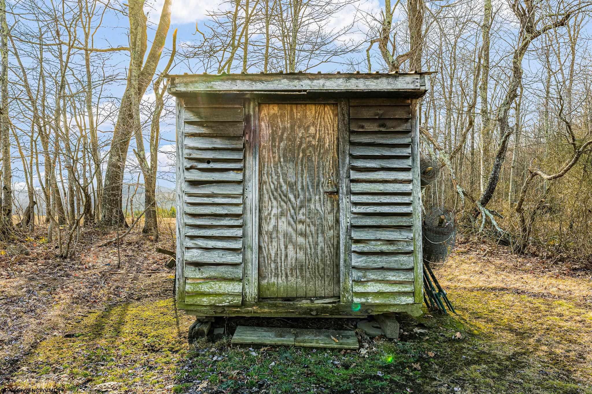 Oakland, Maryland 21550, United States, 2 Bedrooms Bedrooms, ,1 BathroomBathrooms,Residential,Active,21991