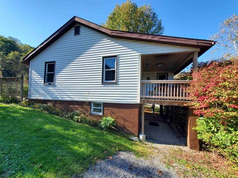 Photo of 2421 Husky Highway, Fairmont, WV 26554 (MLS # 10162687)
