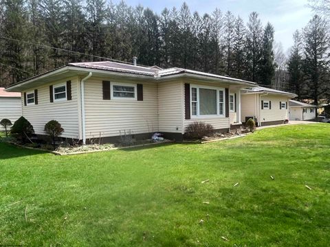 Photo of 166 Dry Fork Road, Weston, WV 26452 (MLS # 10163775)