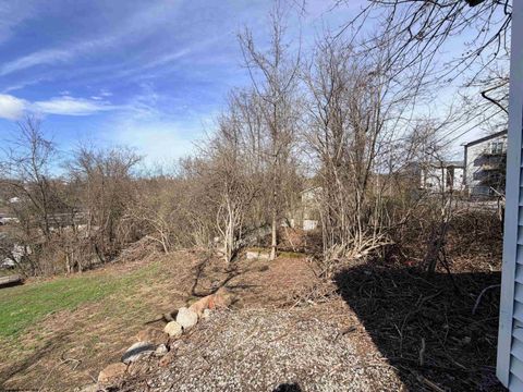 Photo of 862 Stewart Street, Morgantown, WV 26505 (MLS # 10163688)
