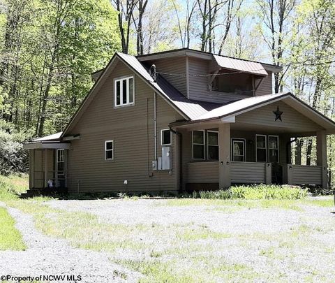 Photo of 5055 Maxwell Ridge Road, West Union, WV 26456 (MLS # 10163140)
