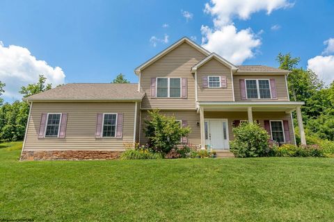 Photo of 515 Tappan Zee Lane, Morgantown, WV 26508 (MLS # 10163441)