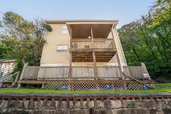 1951 LISTRAVIA AVE, MORGANTOWN, WV 26505 - Image 52257be3accb04ca96fc13ae5f2c5d79/1261240142