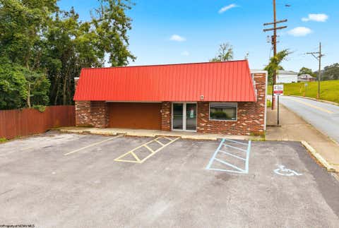 Photo of 403 Milford Street, Clarksburg, WV 26301 (MLS # 10166368)