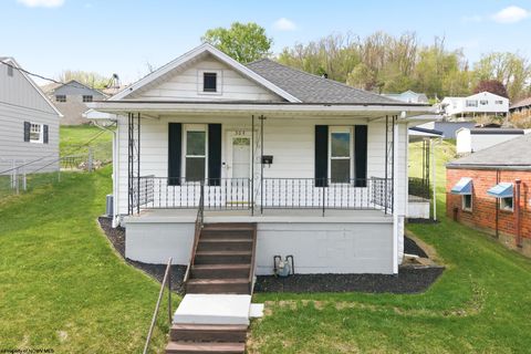 Photo of 304 Thomas Avenue, Nutter Fort, WV 26301 (MLS # 10164316)