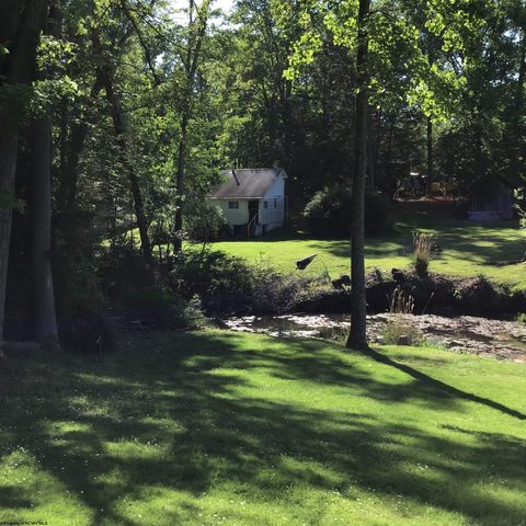 Photo of 33 Woodhaven Lane, Fairmont, WV 26554 (MLS # 10164942)