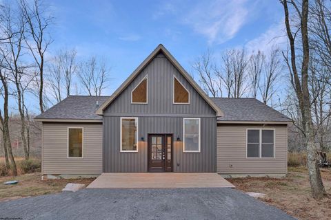 Photo of 371 Goldfinch Lane, Terra Alta, WV 26764 (MLS # 10162389)