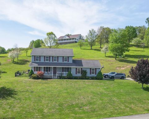 Photo of 125 Jarrett Drive, Buckhannon, WV 26201 (MLS # 10164535)