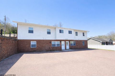 Photo of 1549 Bergamont Street, Morgantown, WV 26505 (MLS # 10164170)