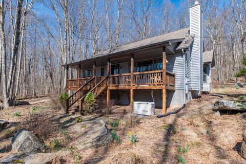 Photo of 183 Fern Court, Terra Alta, WV 26764 (MLS # 10163910)