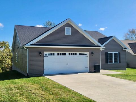 Photo of 111 Charolais Circle, Fairmont, WV 26554 (MLS # 10162054)