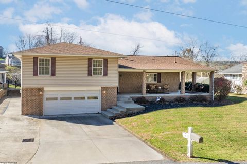 Photo of 8 Alicia Street, Westover, WV 26501 (MLS # 10162532)