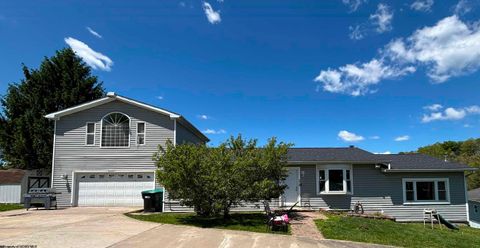 Photo of 178 Mulberry Lane, Fairmont, WV 26554 (MLS # 10164646)