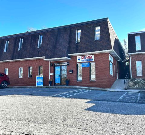 Photo of 109 Doctors Drive, Bridgeport, WV 26330 (MLS # 10162485)