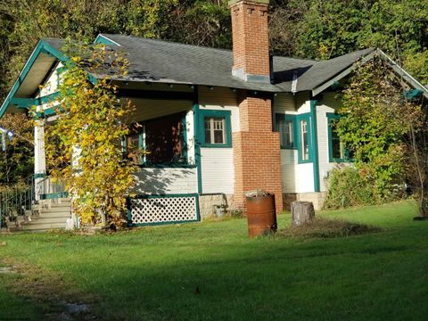 Photo of 221 Patterson Fork Road, Salem, WV 26426 (MLS # 10162033)