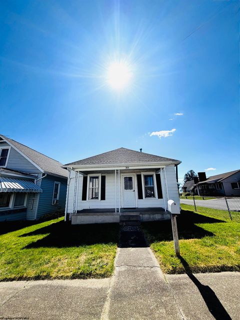Photo of 500 Ohio Avenue, Nutter Fort, WV 26301 (MLS # 10164129)