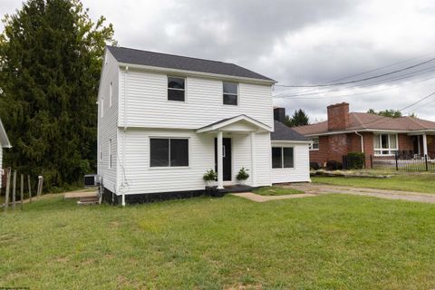 Photo of 507 Willow Lane, Bridgeport, WV 26330 (MLS # 10161549) Photo of 507 Willow Lane, Bridgeport, WV 26330 (MLS # 10161549)