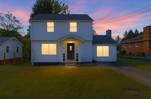 Photo of 507 Willow Lane, Bridgeport, WV 26330 (MLS # 10161549)