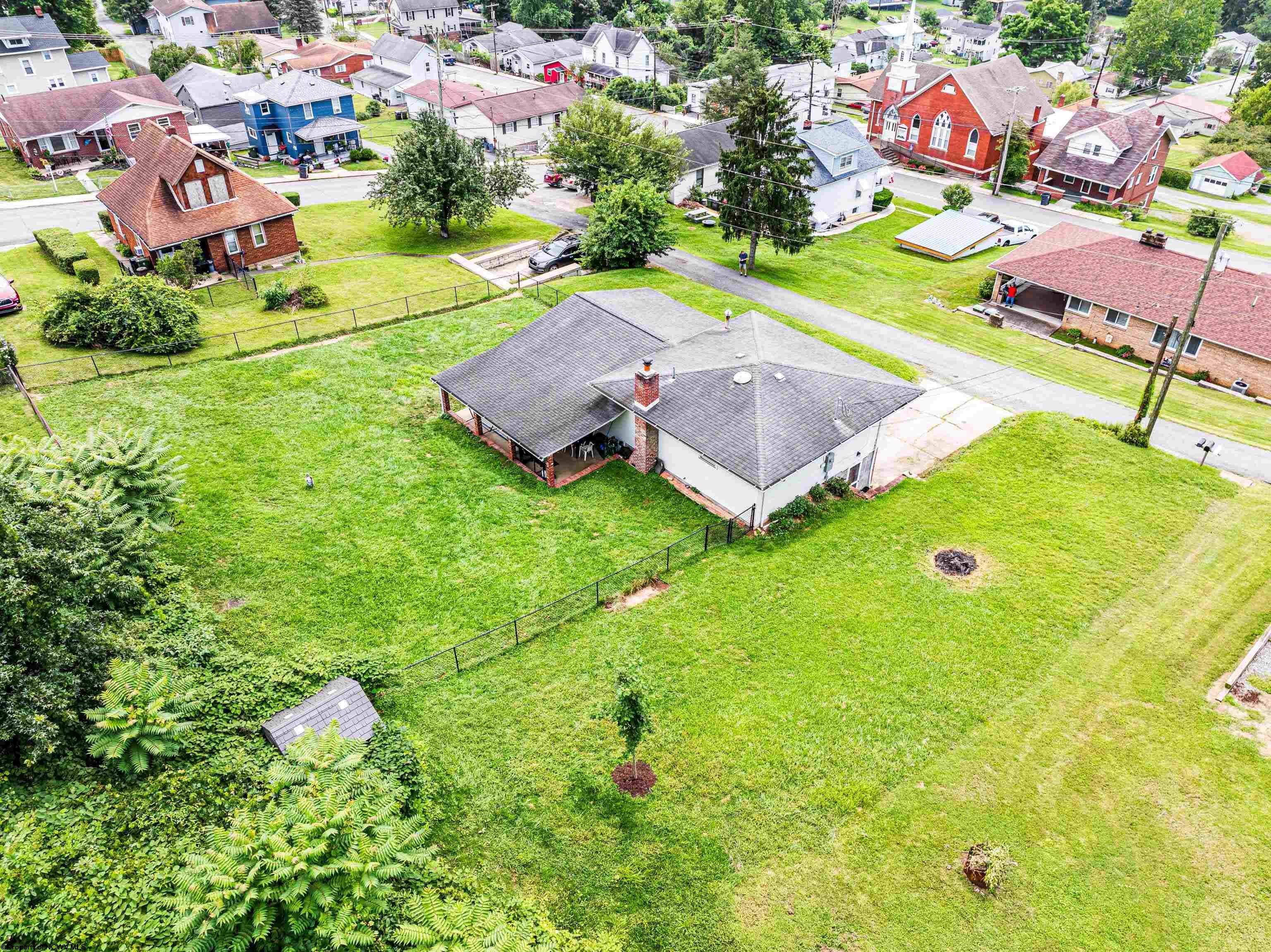 Morgantown, West Virginia 26505, United States, 3 Bedrooms Bedrooms, ,2 BathroomsBathrooms,Residential,Contingent,188469