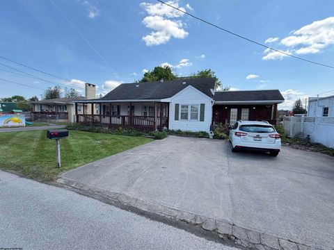 Photo of 100 Grant Street, Elkins, WV 26241 (MLS # 10164797)
