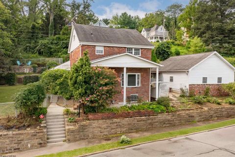 Photo of 200 Logan Avenue, Morgantown, WV 26501 (MLS # 10161191)
