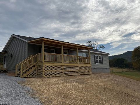 Photo of 124 Hillside Drive, Elkins, WV 26241 (MLS # 10161592)