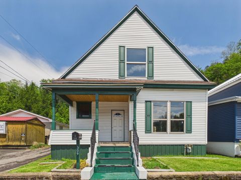Photo of 309 E Main Street, Mannington, WV 26582 (MLS # 10164952)