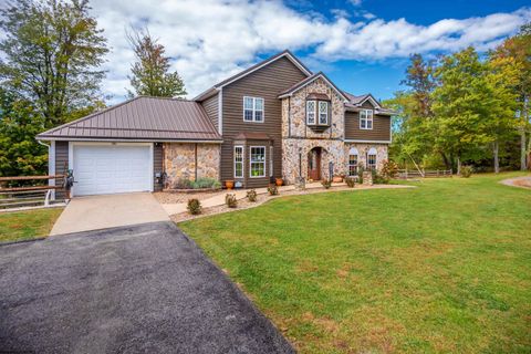 Photo of 56 Morgans Run Road, Morgantown, WV 26508 (MLS # 10162620)