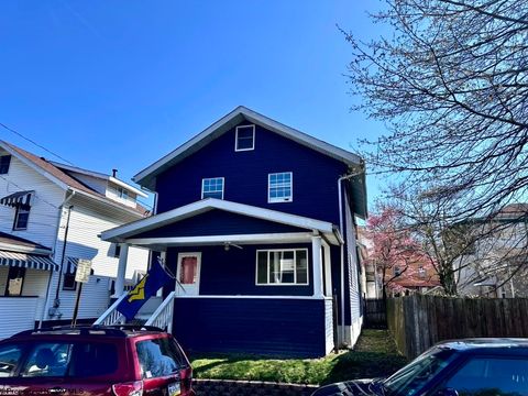 Photo of 608 Alma Street, Morgantown, WV 26501 (MLS # 10164290)