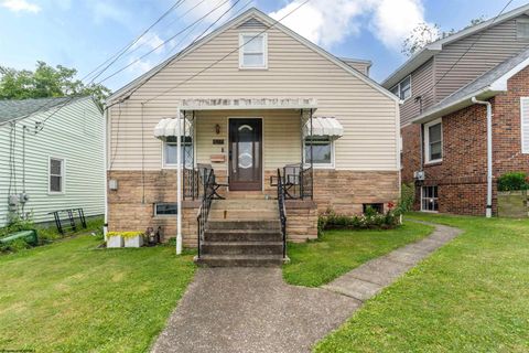 Photo of 627 Elysian Avenue, Morgantown, WV 26501 (MLS # 10165466)