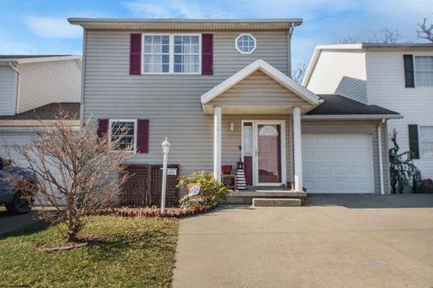 Photo of 4043 Pinehurst Drive, Morgantown, WV 26505 (MLS # 10163423)