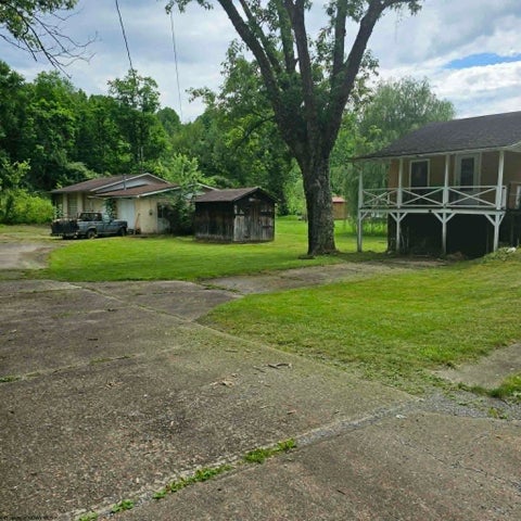 Photo of 2861 Wilsonburg Road, Clarksburg, WV 26301 (MLS # 10165960)