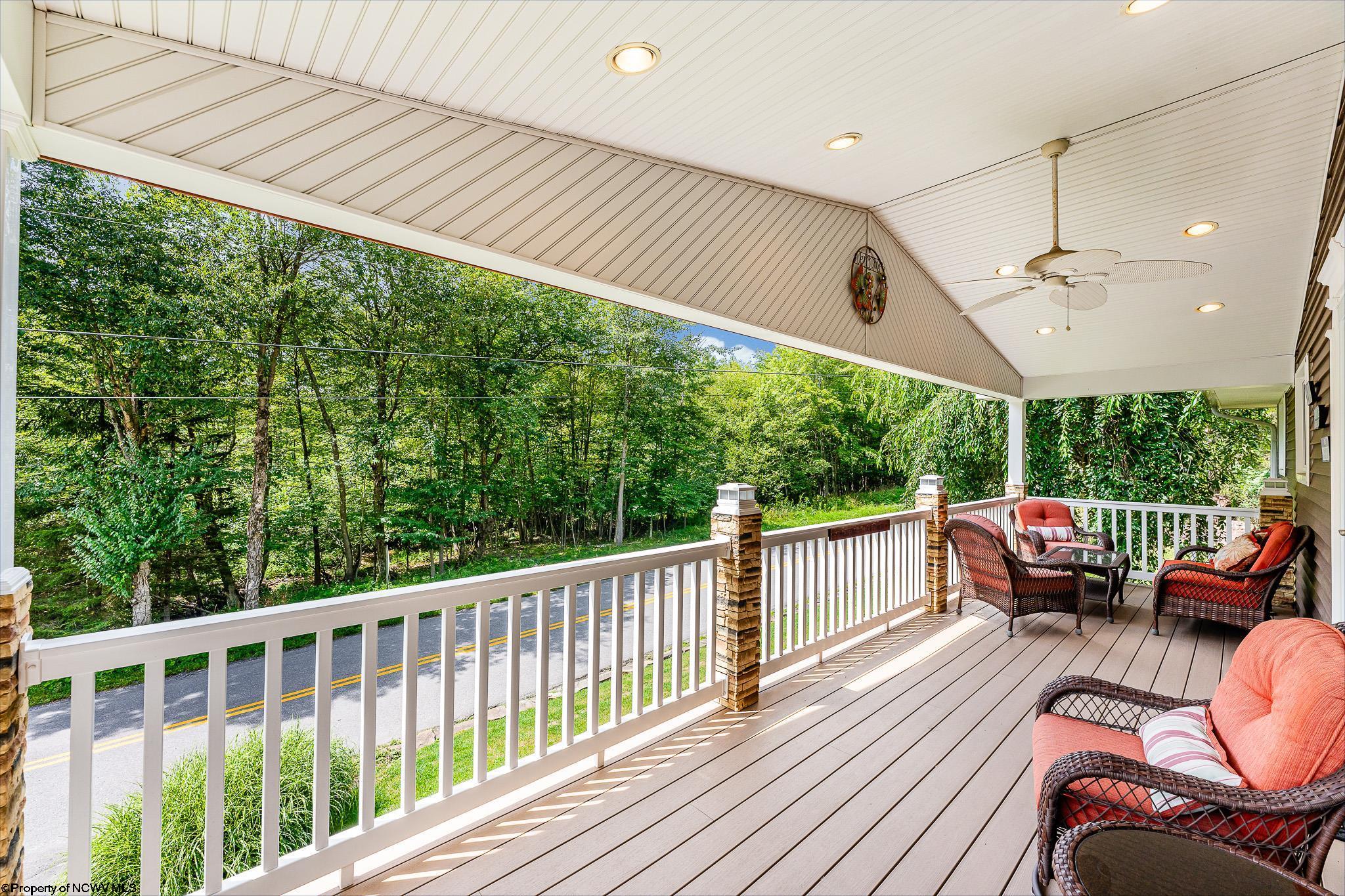 Friendsville, Maryland 21531, United States, 4 Bedrooms Bedrooms, ,2 BathroomsBathrooms,Residential,Contingent,203794