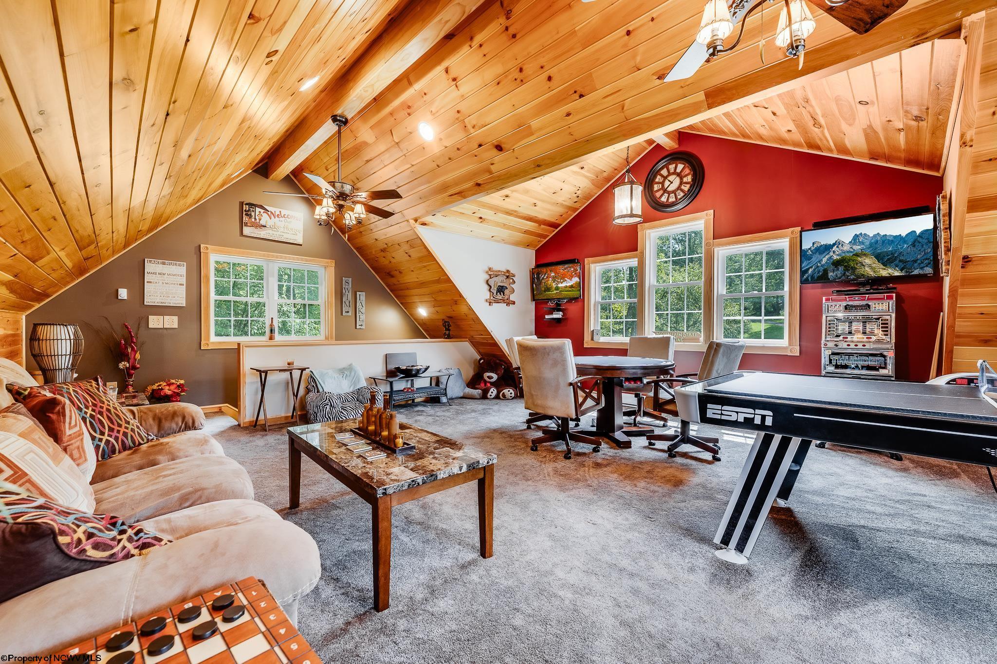 Friendsville, Maryland 21531, United States, 4 Bedrooms Bedrooms, ,2 BathroomsBathrooms,Residential,Contingent,203794