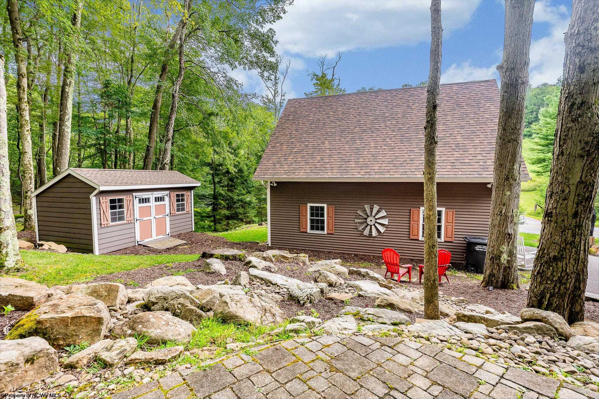 Friendsville, Maryland 21531, United States, 4 Bedrooms Bedrooms, ,2 BathroomsBathrooms,Residential,Contingent,203794