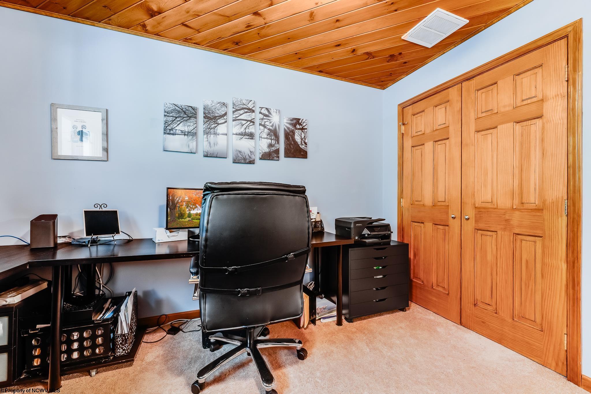 Friendsville, Maryland 21531, United States, 4 Bedrooms Bedrooms, ,2 BathroomsBathrooms,Residential,Contingent,203794