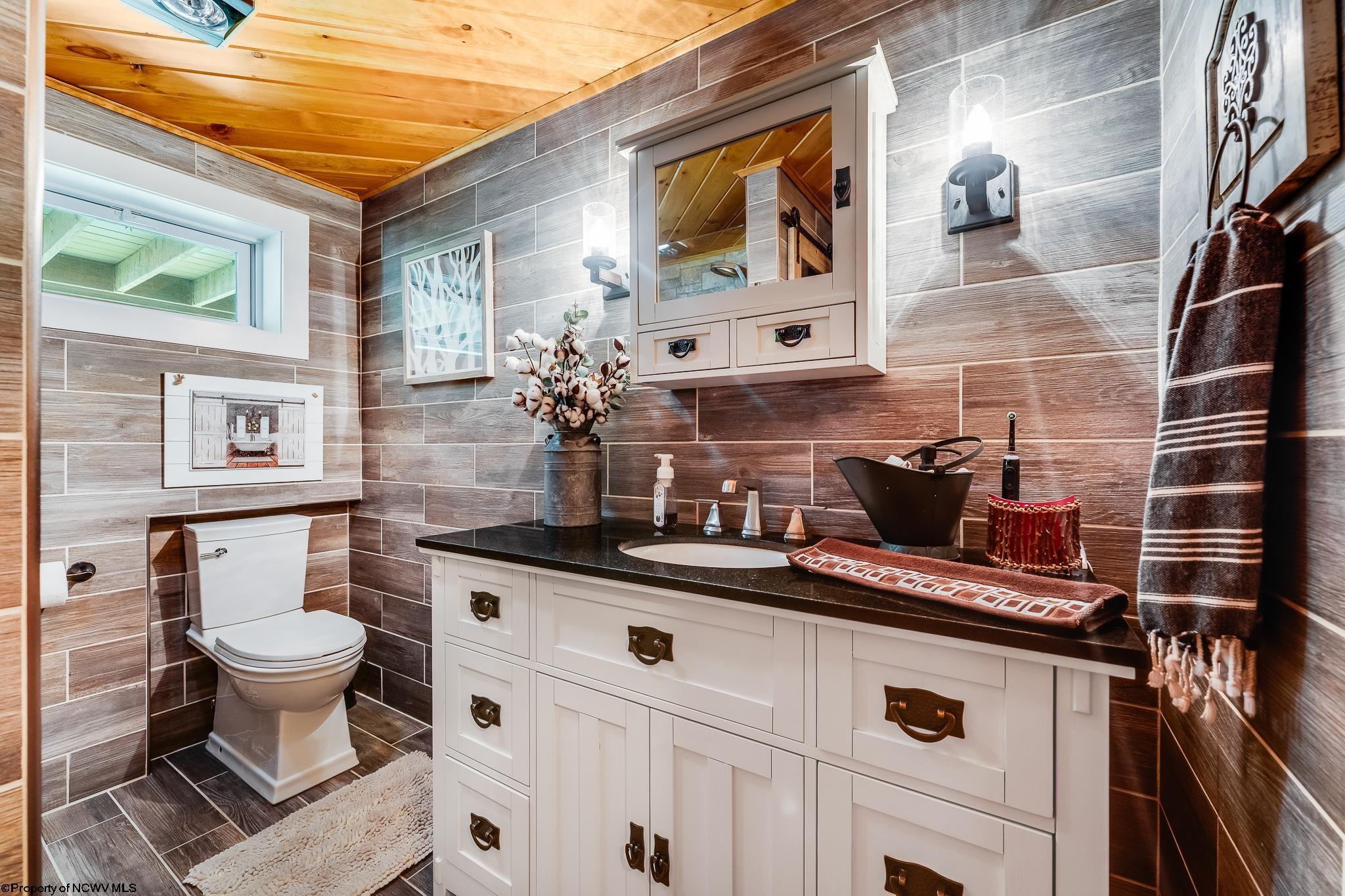 Friendsville, Maryland 21531, United States, 4 Bedrooms Bedrooms, ,2 BathroomsBathrooms,Residential,Contingent,203794