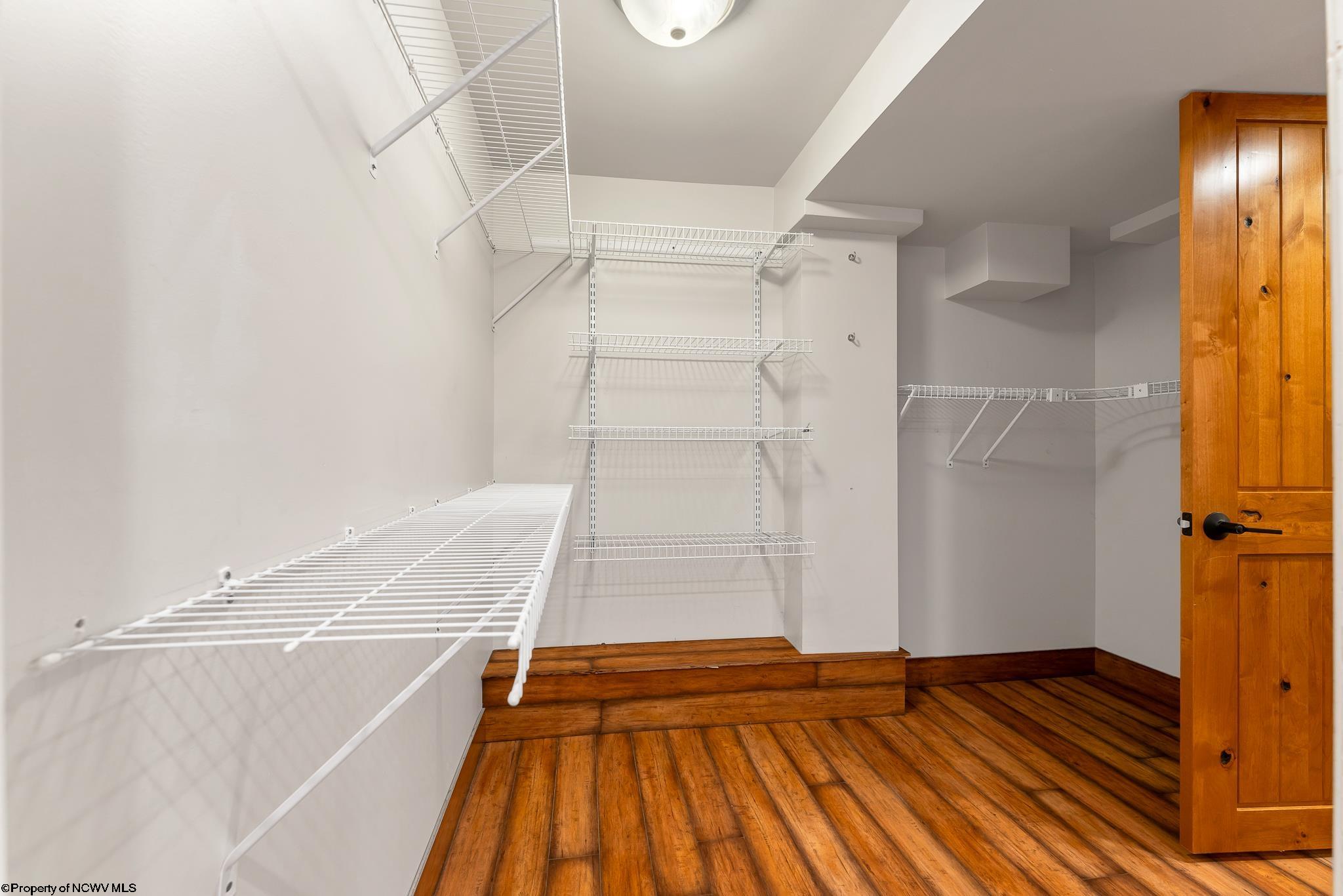 Friendsville, Maryland 21531, United States, 4 Bedrooms Bedrooms, ,2 BathroomsBathrooms,Residential,Contingent,203794