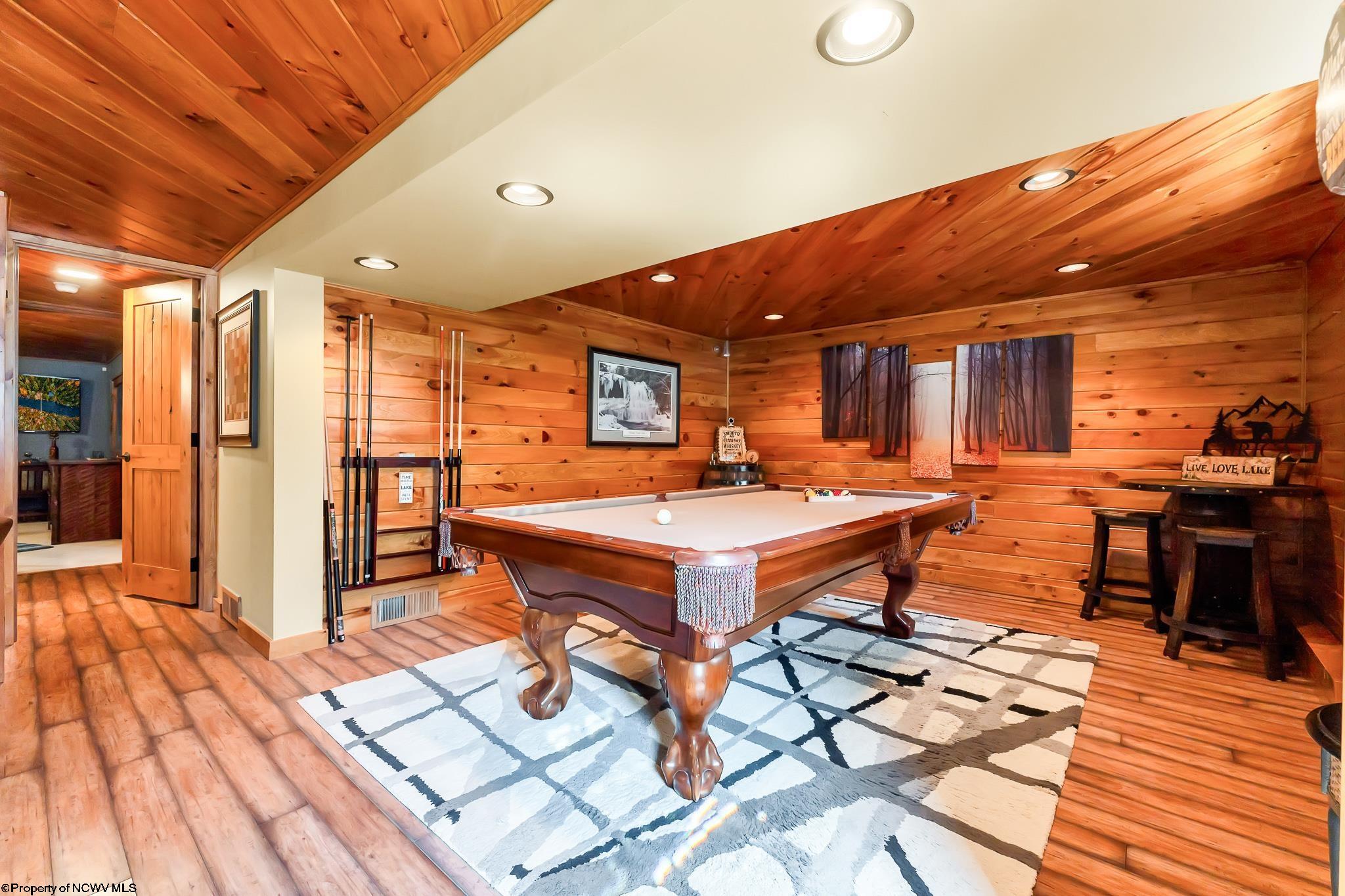 Friendsville, Maryland 21531, United States, 4 Bedrooms Bedrooms, ,2 BathroomsBathrooms,Residential,Contingent,203794