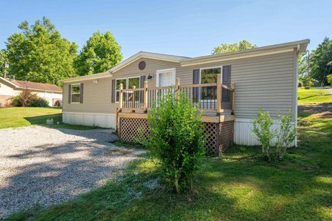 Photo of 505 Beaumont Drive, Morgantown, WV 26508 (MLS # 10165543)