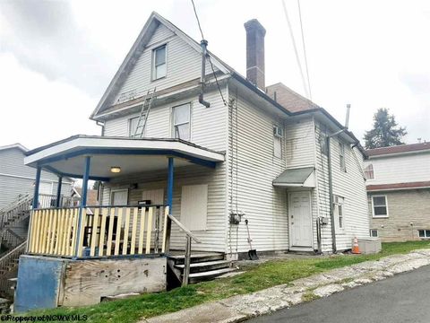 Photo of 751 Snider Street, Morgantown, WV 26505 (MLS # 10164957)