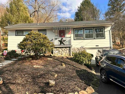 Photo of 159 Kramer Drive, Clarksburg, WV 26301 (MLS # 10163920)
