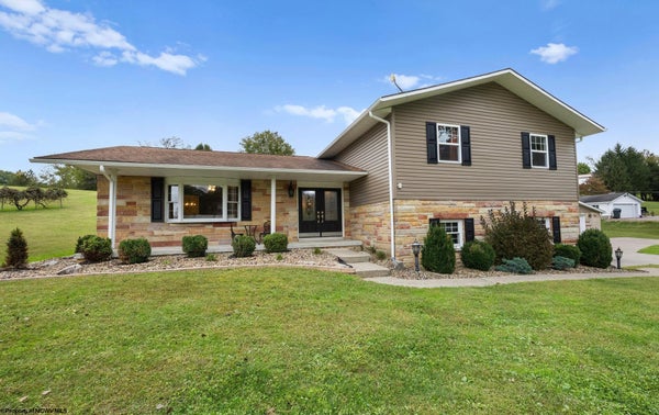 139 HICKORY FLAT RD, BUCKHANNON, WV 26201 - Image 76d5fa9f2ed6b10ba4abb0af27f9cfbc/1024056241