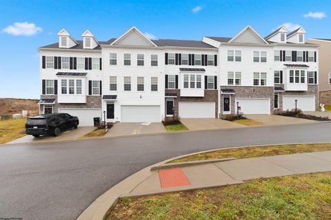 Photo of 13 Dover Court, Bridgeport, WV 26330 (MLS # 10162860)