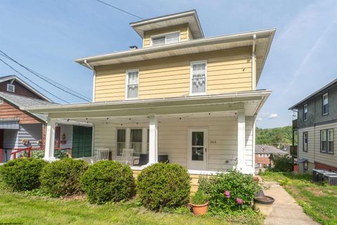 Photo of 264 Waitman Street, Morgantown, WV 26501 (MLS # 10164706)